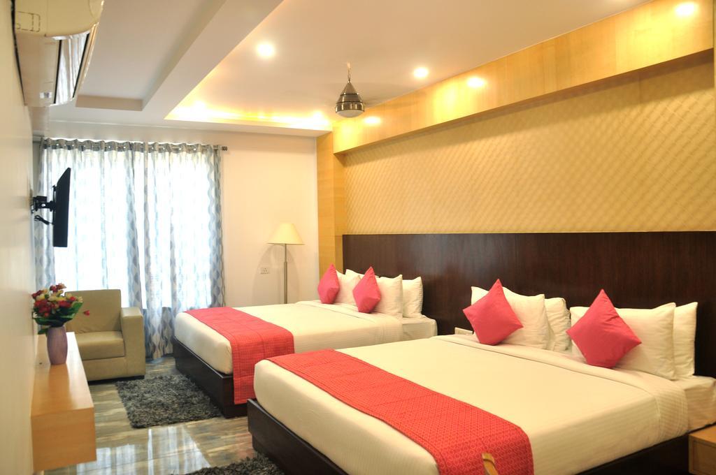 Hotel Sgt Plaza Varanasi Eksteriør bilde