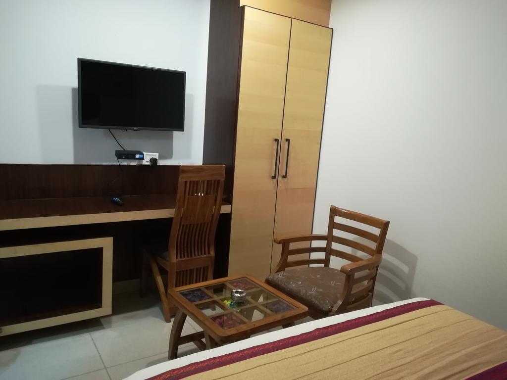 Hotel Sgt Plaza Varanasi Eksteriør bilde